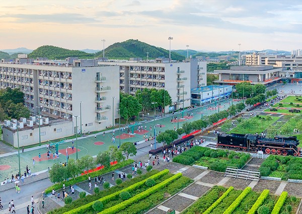 【MAX】&柳州市學(xué)校