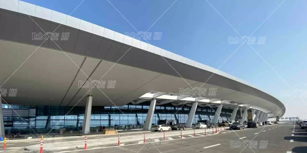 【MAX麥斯】戶外垃圾桶維護寧波機場乘車環境 【MAX麥斯】戶外垃圾桶維護寧波機場乘車環境